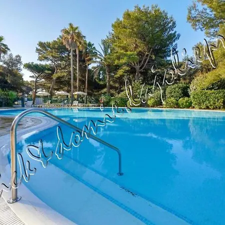 Hyeres, Magnifique Parc De La Presqu'ile Avec Piscine Et Face A Porquerolles ! Apartamento *