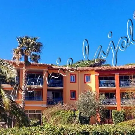 Hyeres, Magnifique Parc De La Presqu'ile Avec Piscine Et Face A Porquerolles ! Hyères