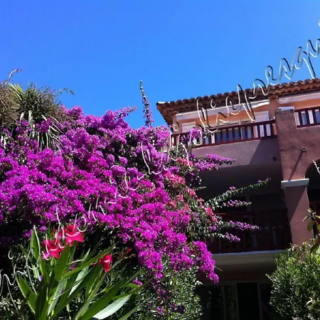 Apartamento Hyeres, Magnifique Parc De La Presqu'ile Avec Piscine Et Face A Porquerolles !