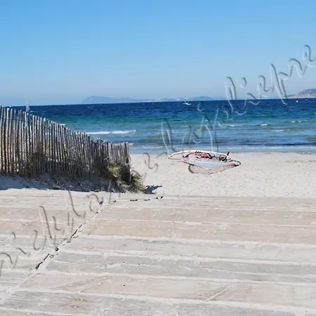 Magnifique Parc De La Presqu'ile Avec Piscine Et Face A Porquerolles ! Lägenhet