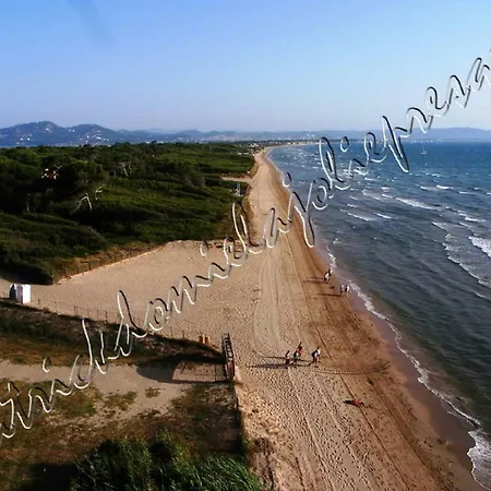 Apartamento Hyeres, Magnifique Parc De La Presqu'ile Avec Piscine Et Face A Porquerolles ! Hyères